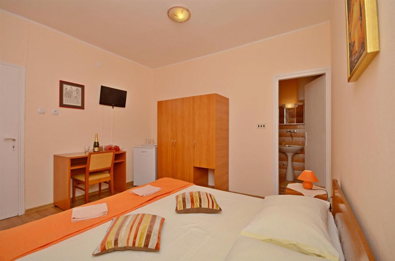 Apartment And Room Ivica Водице Экстерьер фото