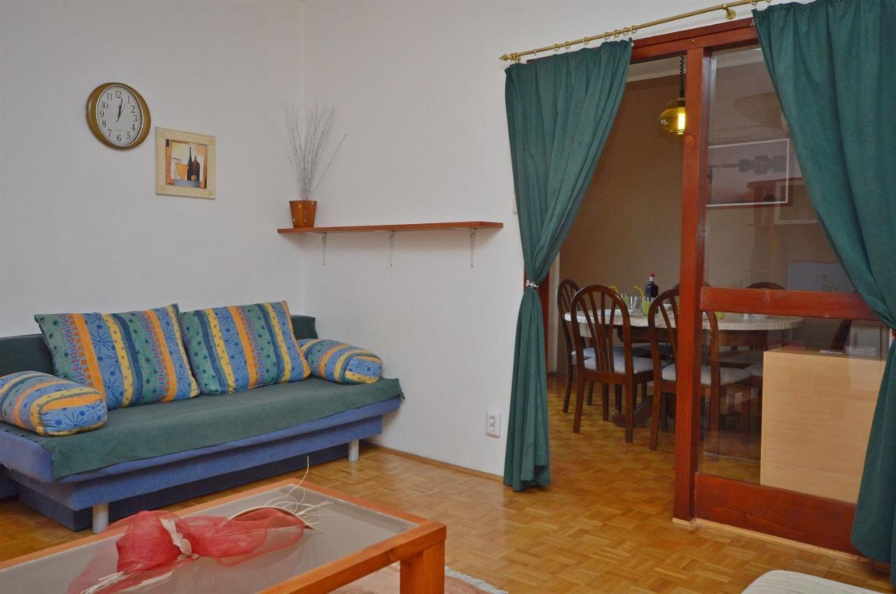 Apartment And Room Ivica Водице Экстерьер фото